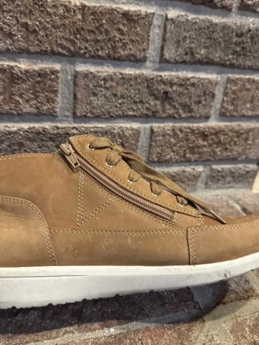 Vionic Shawna High Top